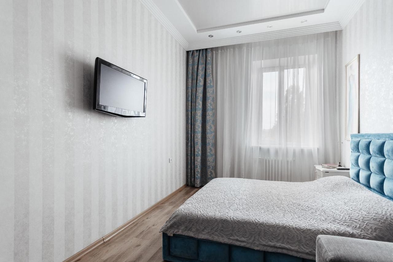 2 Bedroom On Deribasovskaya Str. Odesa Exterior photo